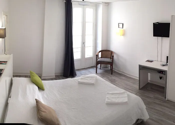 Le Petit Szálloda Biarritz