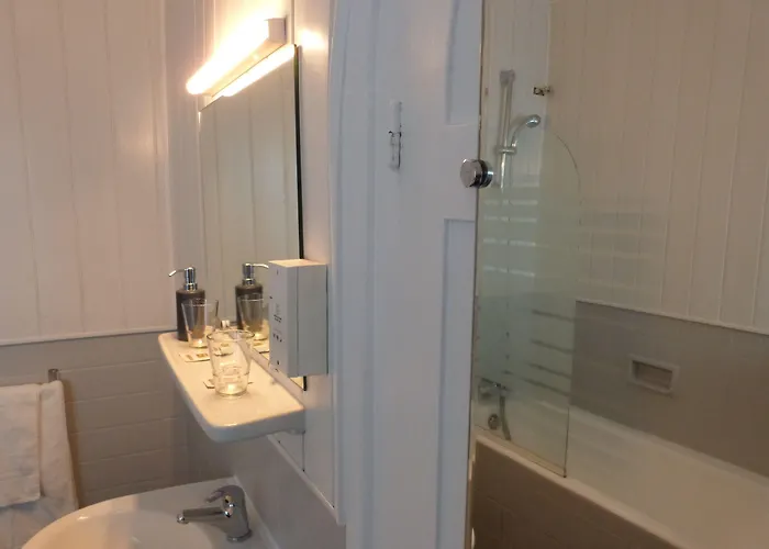 Le Petit 2* ביאריץ