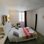 Le Petit 2* Biarritz