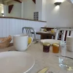 Le Petit 2* Biarritz