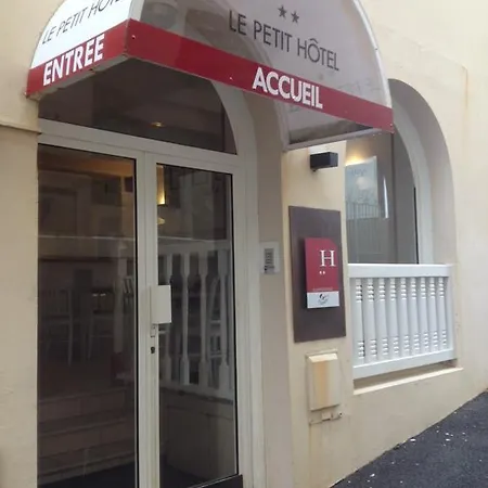 Le Petit Hotel Biarritz