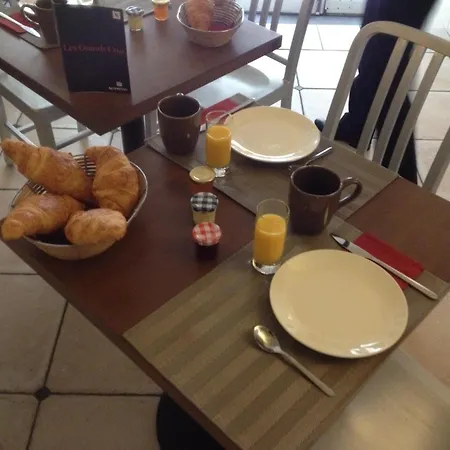 Le Petit 2* Biarritz