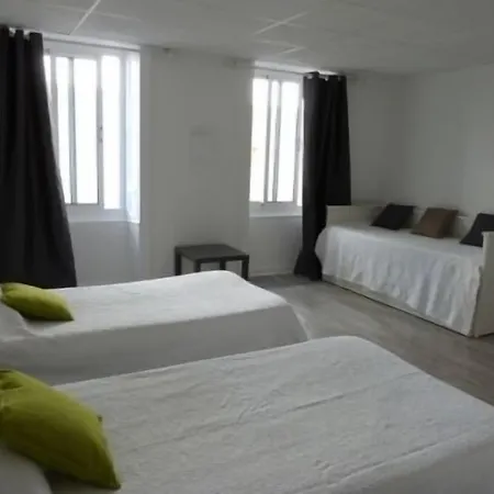 Le Petit Hotel Biarritz