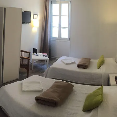 Le Petit Hotel Biarritz