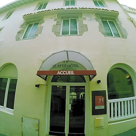 Le Petit Hotel Biarritz