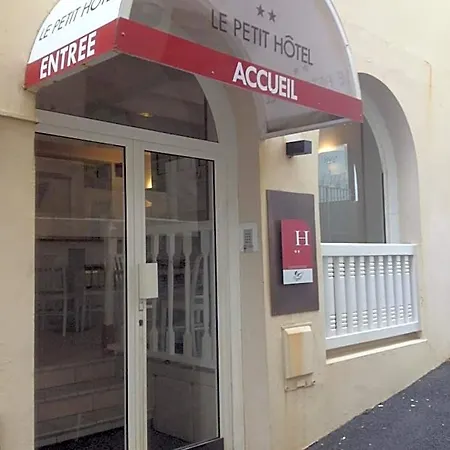 Hotel Le Petit Biarritz