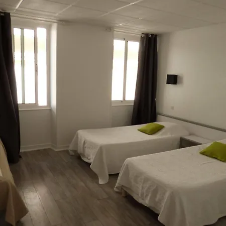 Le Petit Hotel Biarritz