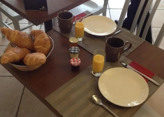 Le Petit 2* Biarritz